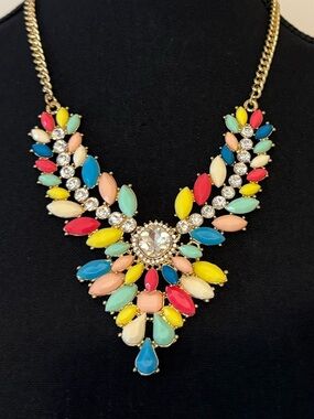 Susan Graver Multicolor Bead & Rhinestone Statement Necklace Gold Tone